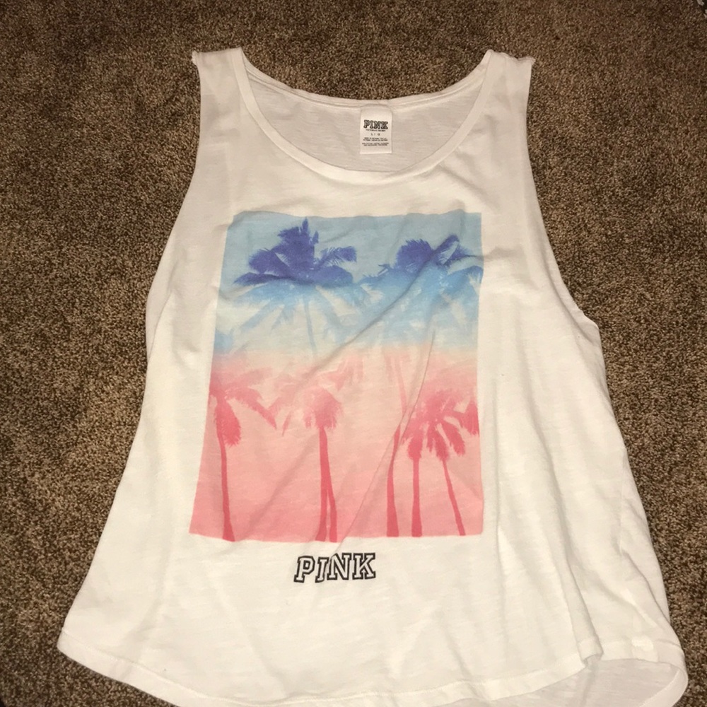 pink tank top